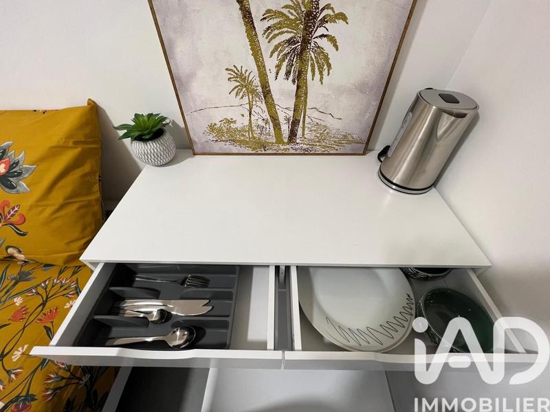 Maison - 230 m² - 12 pièces