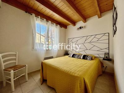 Maison - 74 m² - 5 pièces