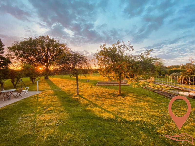 Maison traditionnelle - 575 m² - 16 pièces