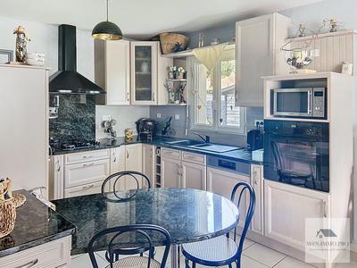 Maison contemporaine - 105 m² - 6 pièces