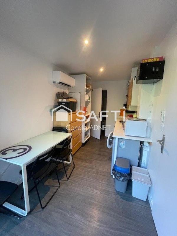 Bureau - 96 m² - 8 pièces