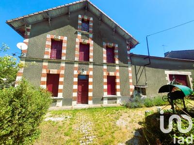 Maison de village - 180 m² - 7 pièces