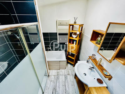 Maison - 95 m² - 5 pièces