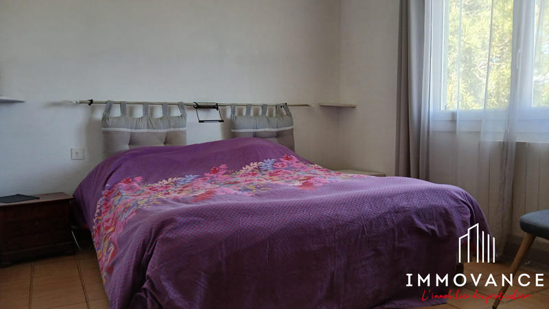 Villa - 161 m² - 8 pièces