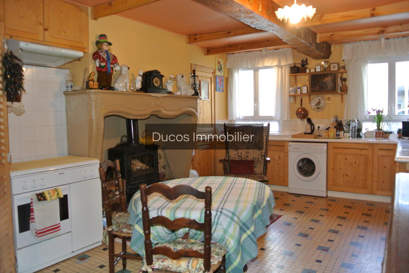 Maison - 210 m² - 9 pièces