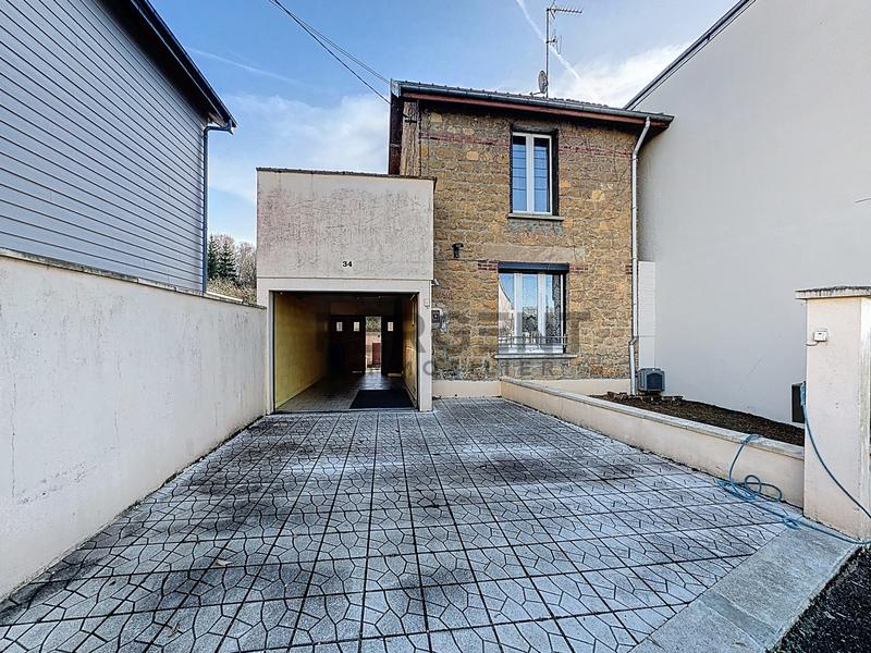 Maison - 85 m² - 4 pièces