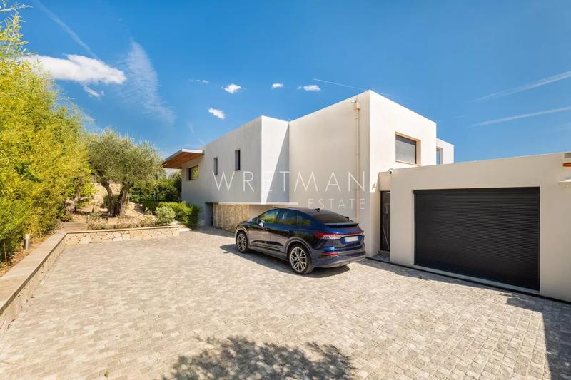 Villa - 314 m² - 7 pièces