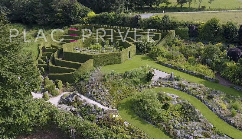 Maison - 190 m² - 7 pièces