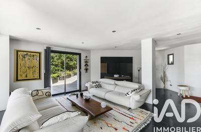 Maison - 155 m² - 5 pièces