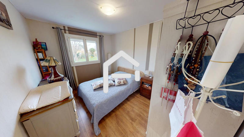 Maison - 96 m² - 4 pièces