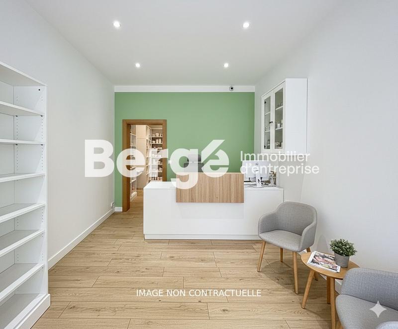 Local commercial - 35 m² - 3 pièces