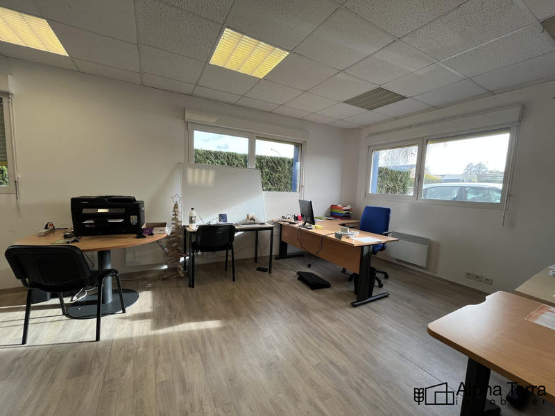 Local d'activités - 105 m²