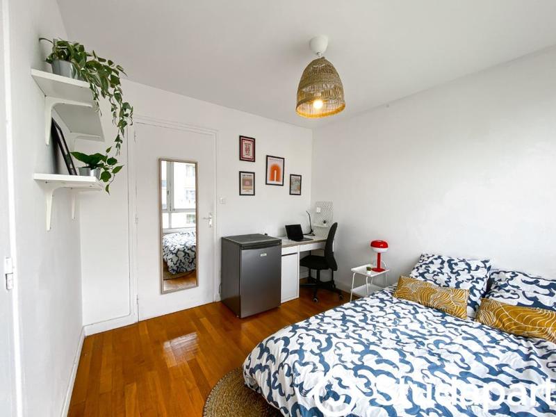 Chambre - 67 m² - 1 pièce