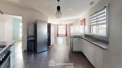 Maison - 104 m² - 5 pièces