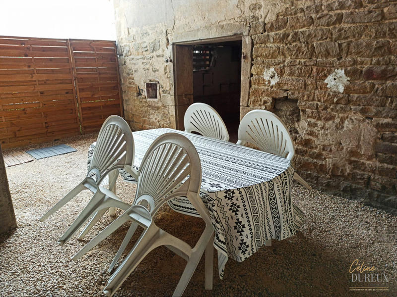 Appartement - 80 m² - 3 pièces