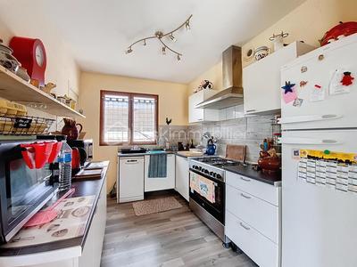 Maison - 64 m² - 3 pièces