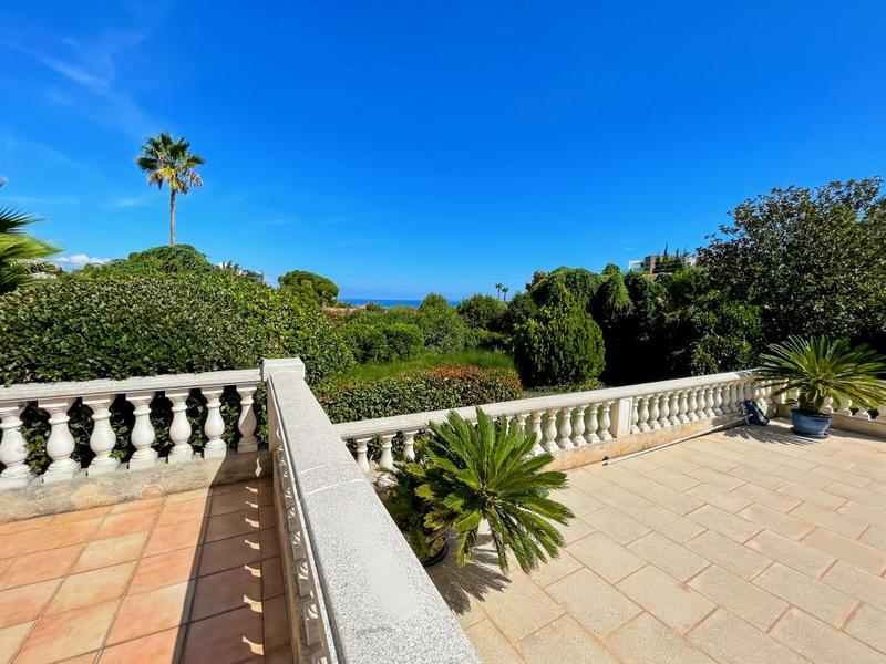 Villa - 185 m² - 5 pièces