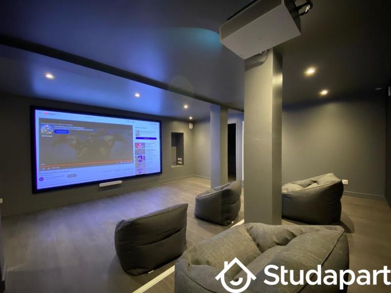 Chambre - 12 m² - 1 pièce