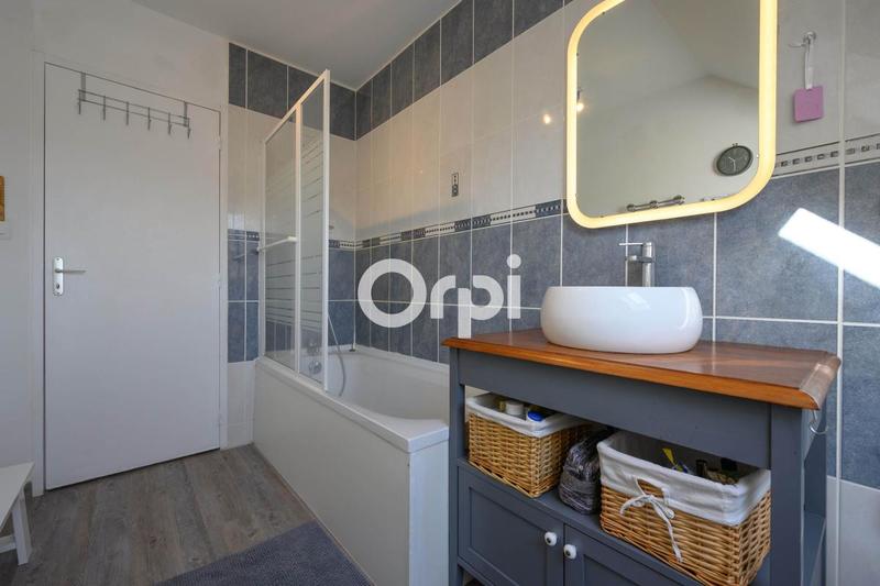 Appartement - 80 m² - 3 pièces