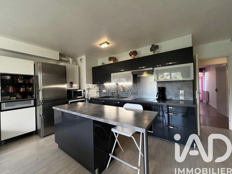 Appartement - 79 m² - 4 pièces