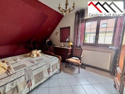 Maison traditionnelle - 103 m² - 5 pièces