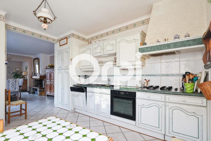 Maison - 122 m² - 7 pièces