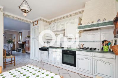 Maison - 122 m² - 7 pièces