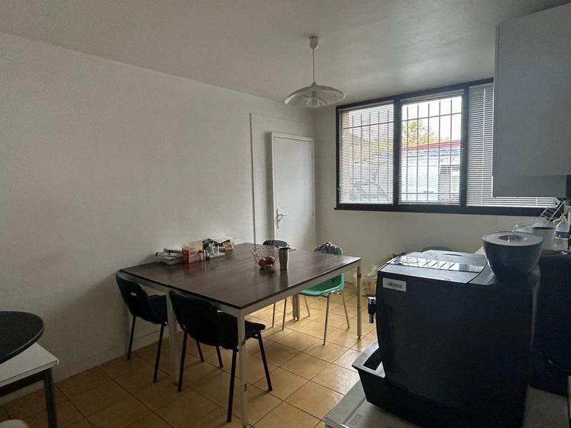 Bureau - 207 m² - 7 pièces