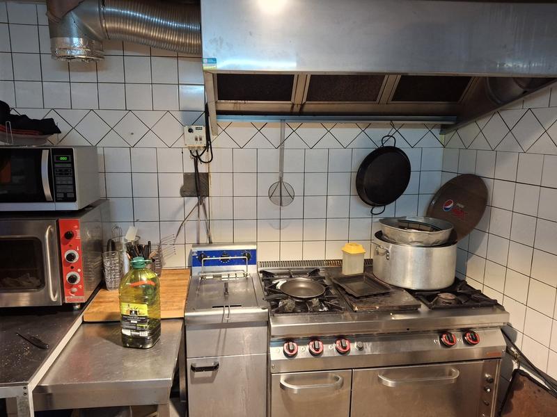 Fonds de commerce - Magasins - 135 m²