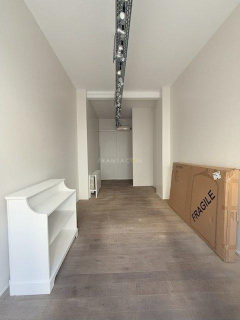 Fonds de commerce - Local d'activité / Entrepôt - 32 m²