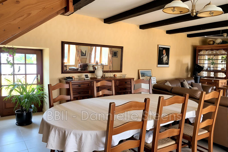 Maison - 120 m² - 6 pièces