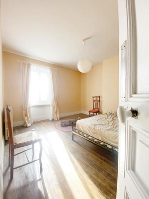 Maison de village - 219 m² - 8 pièces