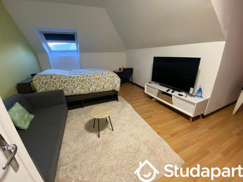 Chambre - 12 m² - 1 pièce