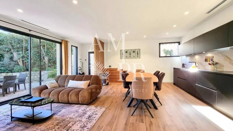 Appartement - 80 m² - 3 pièces