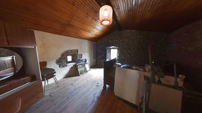 Maison - 98 m² - 5 pièces