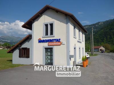 Terrain constructible - 924 m²