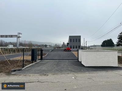 Bureau - 286 m² - 1 pièce