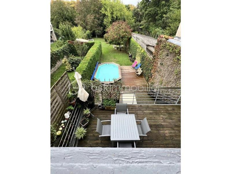 Maison de ville - 99 m² - 4 pièces