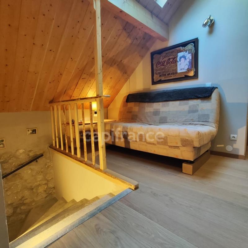 Maison - 290 m² - 11 pièces