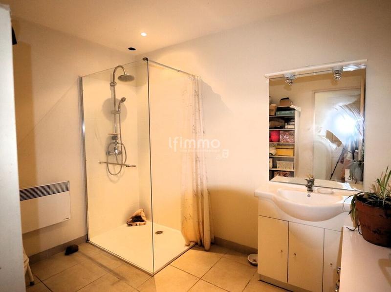 Moulin - 361 m² - 13 pièces