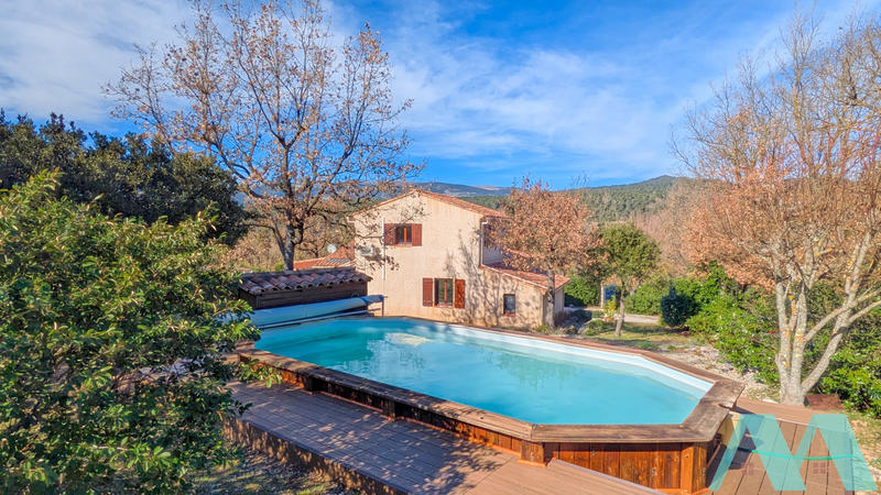 Maison - 125 m² - 5 pièces