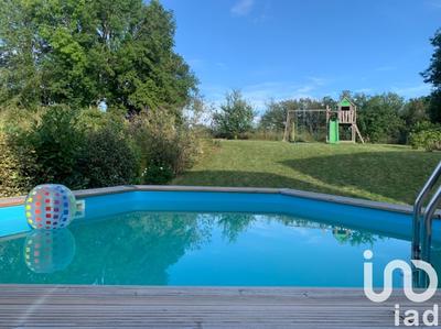 Maison - 80 m² - 4 pièces