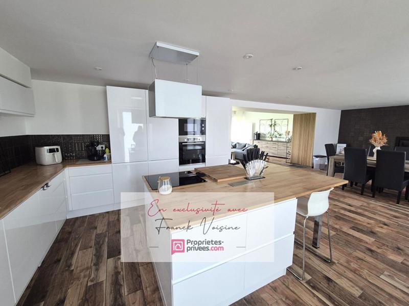 Maison - 160 m² - 7 pièces