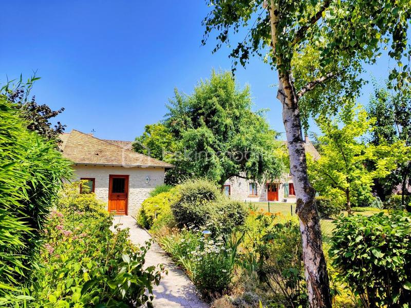 Corps de ferme - 296 m² - 15 pièces