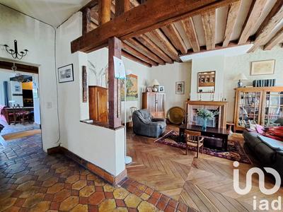 Maison - 285 m² - 9 pièces