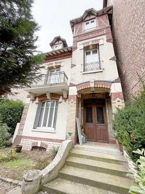 Maison - 176 m² - 7 pièces