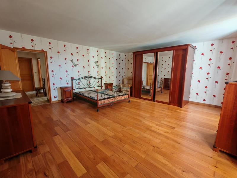 Maison - 151 m² - 3 pièces