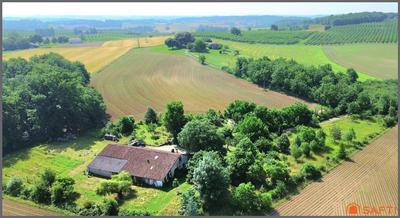 Maison - 165 m² - 7 pièces