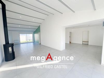 Maison - 111 m² - 4 pièces