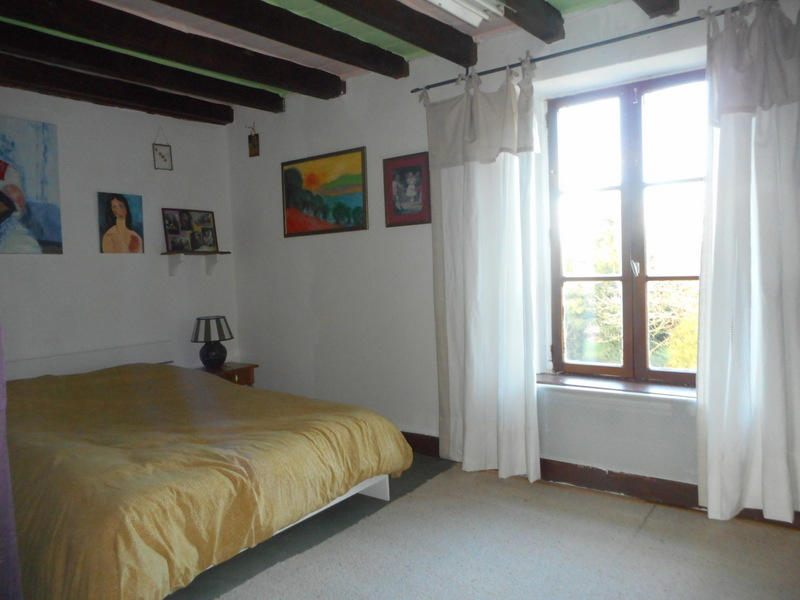 Maison - 235 m² - 10 pièces